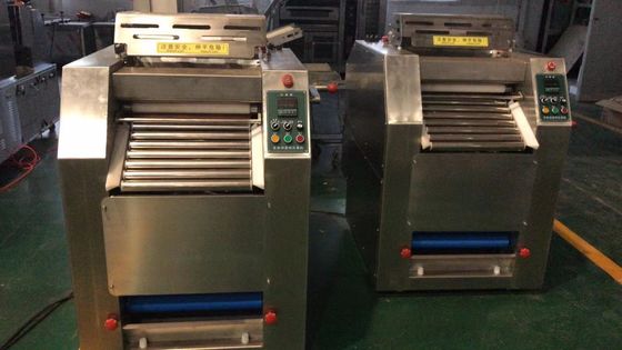 SS304 Continuous Dough Sheeting Machine 28kg/Times